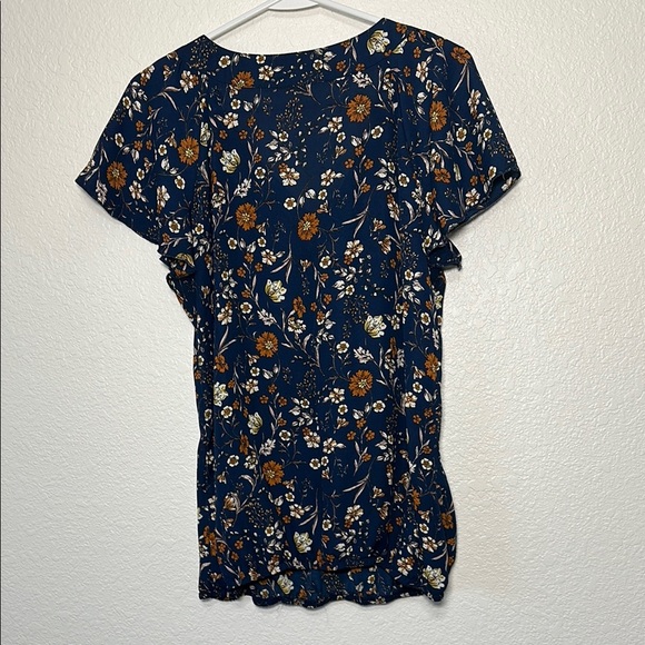 Floral Navy Women's Top L - Picture 2 of 6